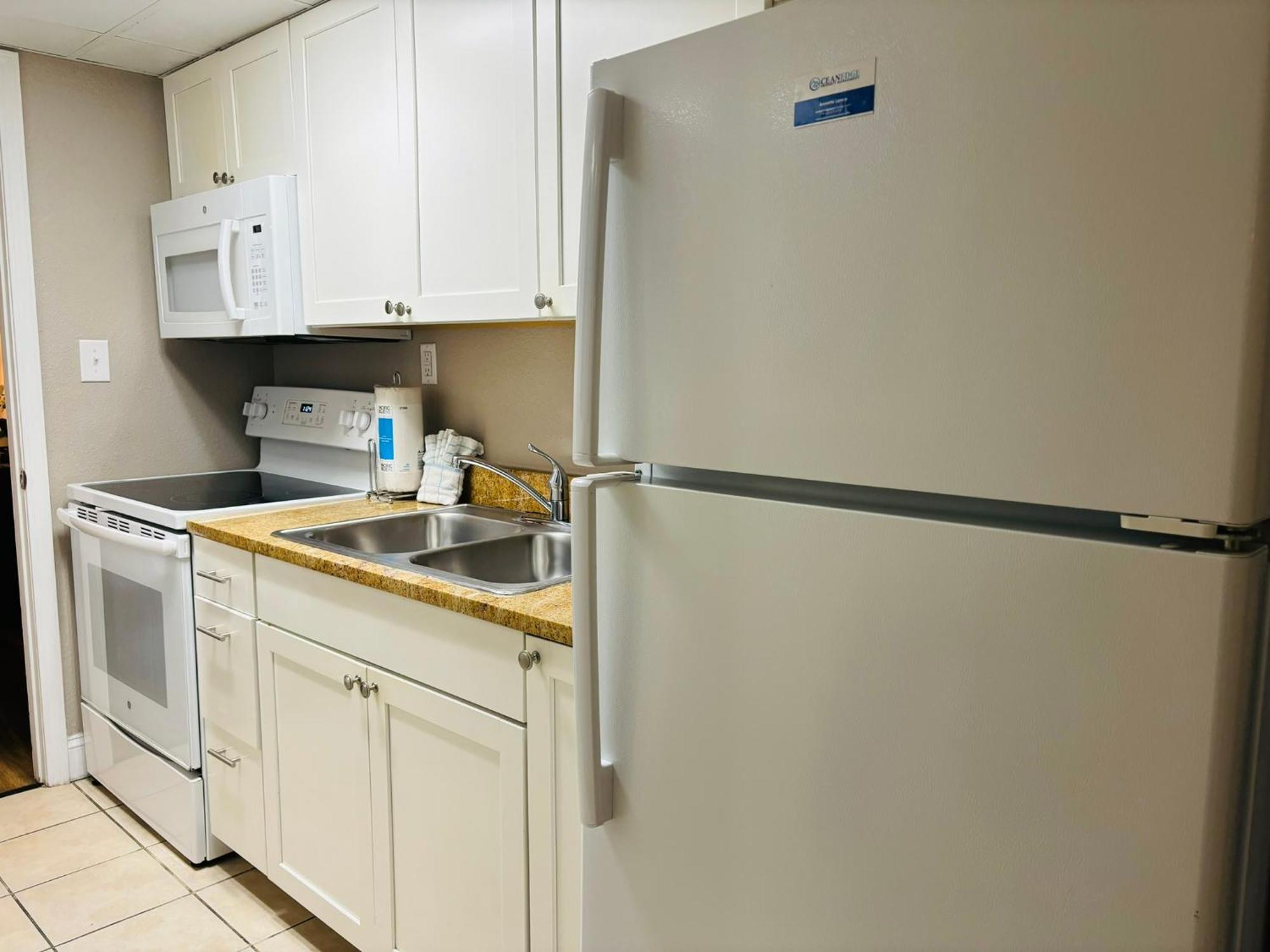 Azure Bliss Oceanfront Condo Sleeps 6 Myrtle Beach Exterior photo